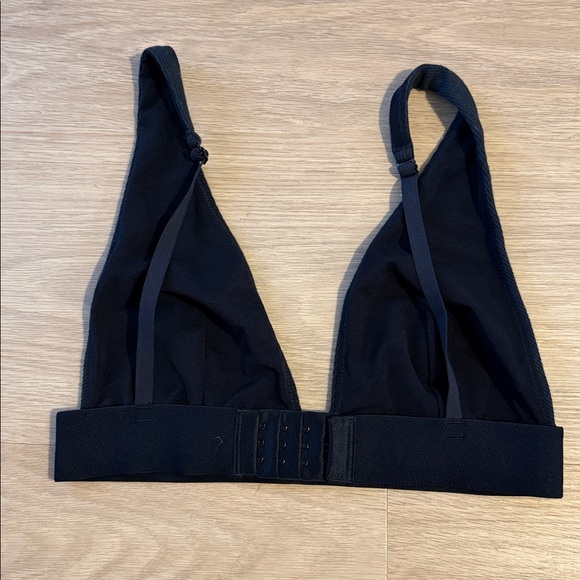 SKIMS Cotton Bibbed Plunge Bralette - Picture 3 of 4